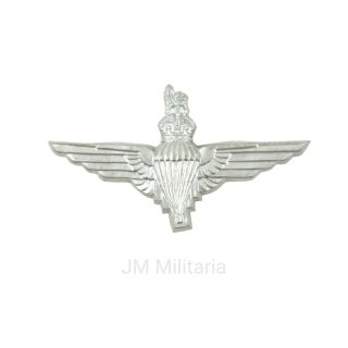 British Airborne ‘Economy-plastic’ Parachute Regiment Cap Badge