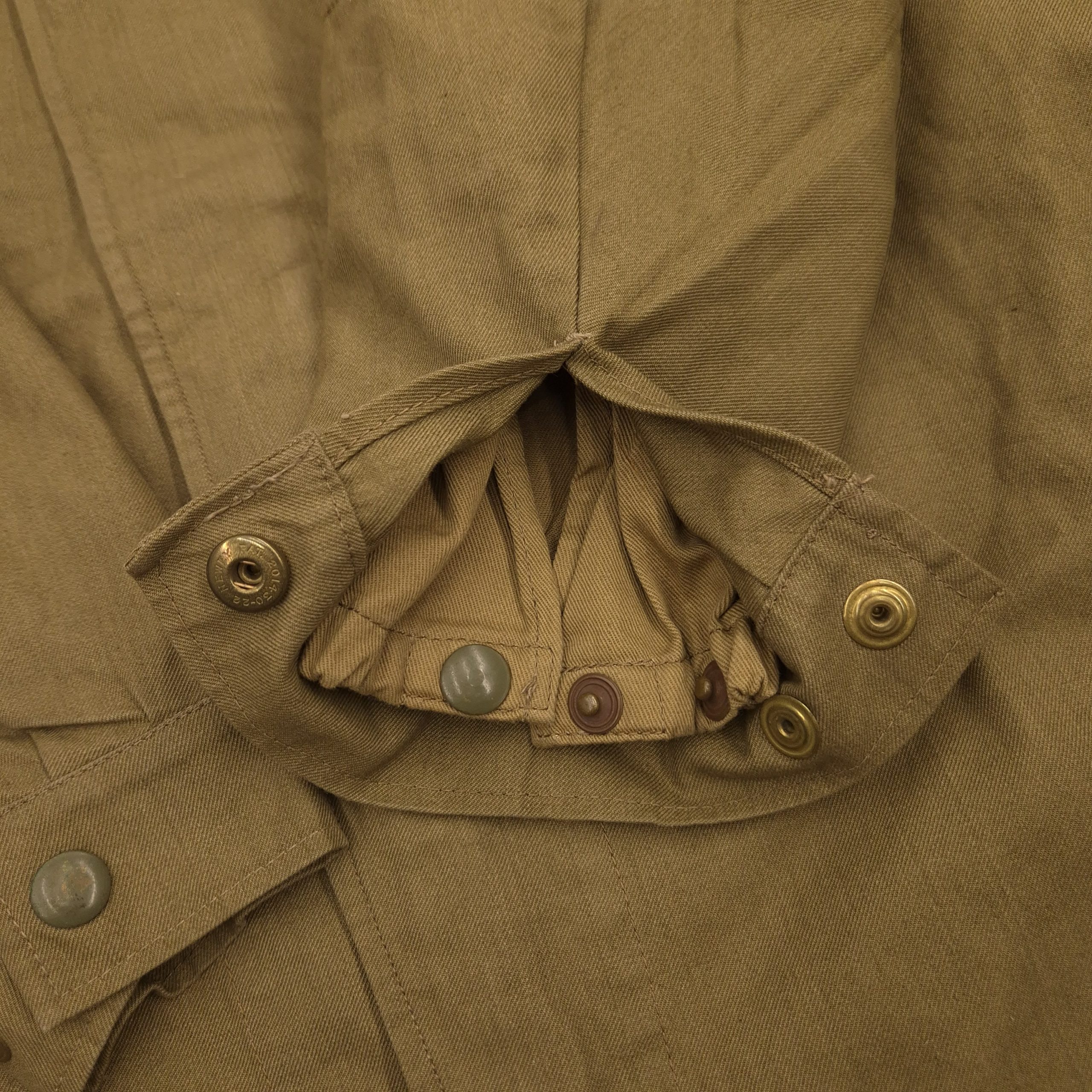 British Airborne 1st Model 'Step-In' Paratroopers Smock 1942 - Image 5