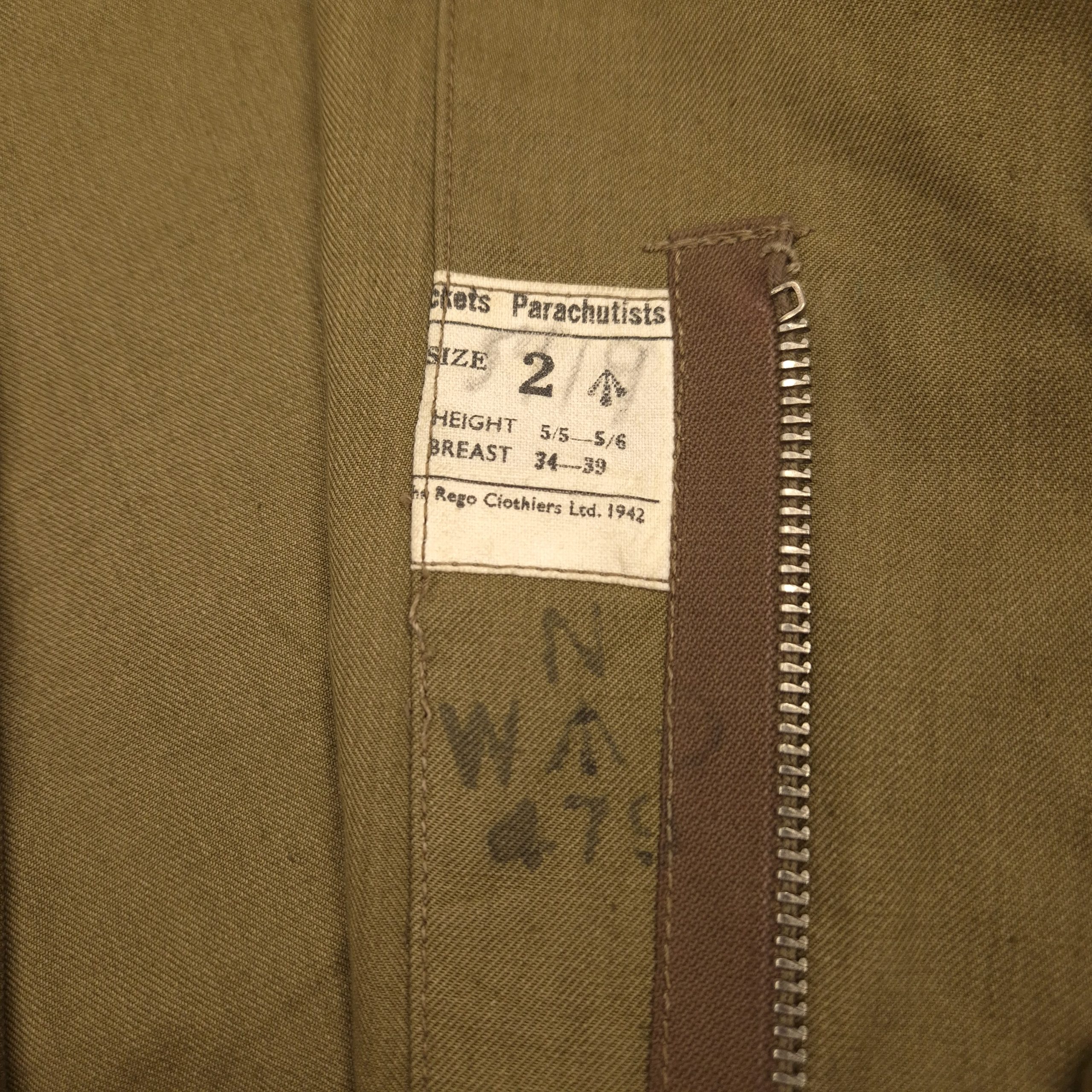 British Airborne 1st Model 'Step-In' Paratroopers Smock 1942 - Image 3