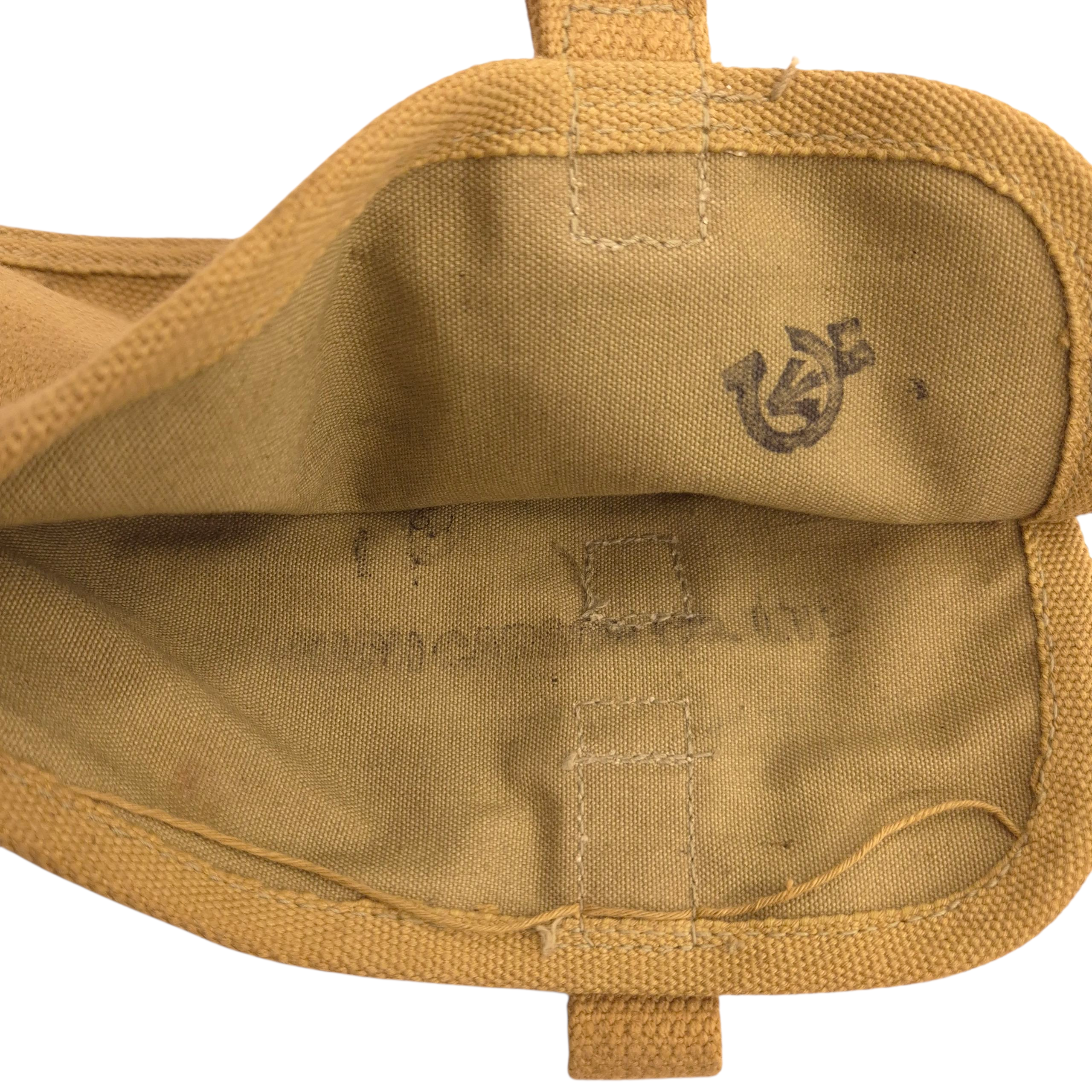 Canadian P37 Entrenchingtool - 1944 - Image 4