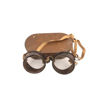 British Dispatch Rider’s Goggles in metal box