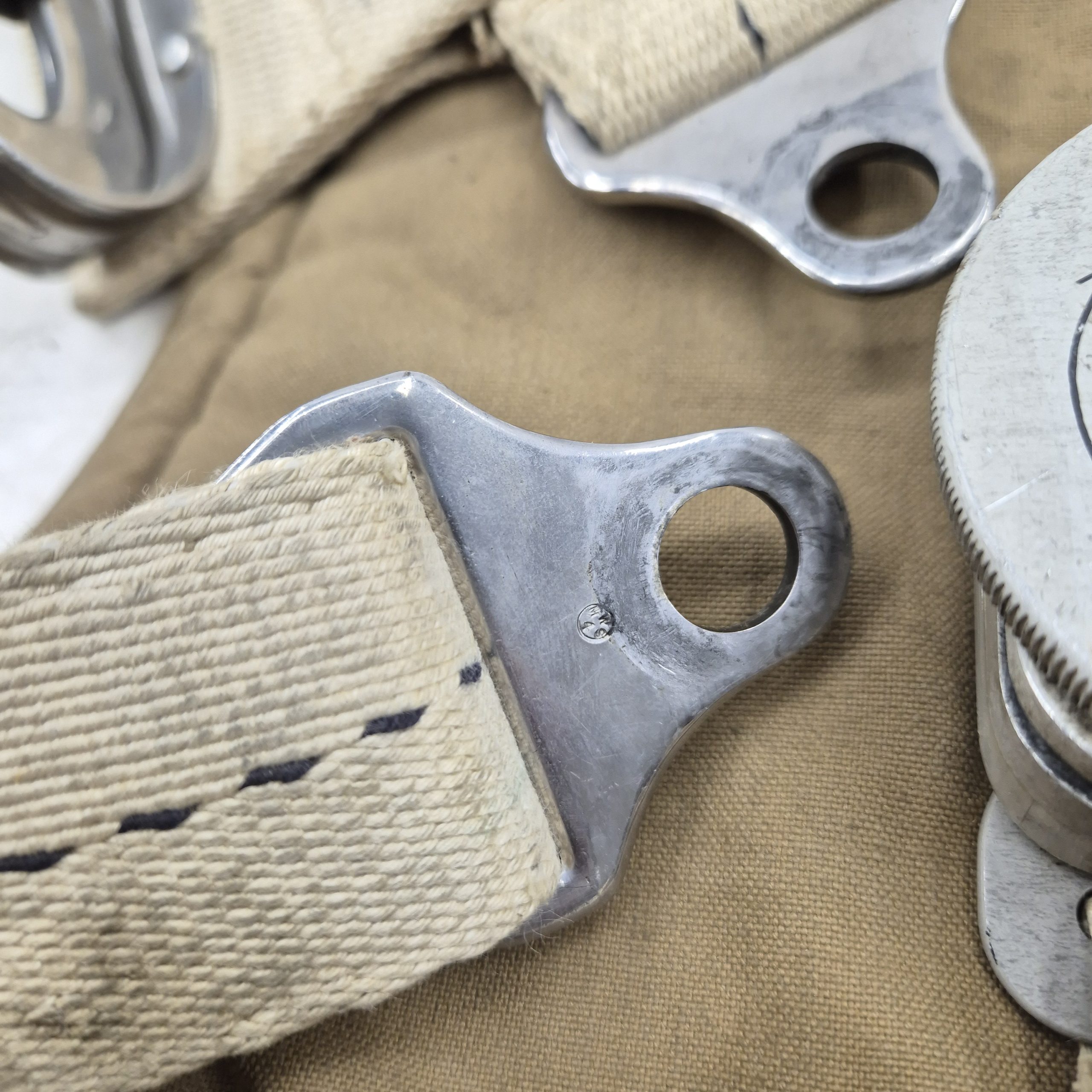 British RAF Observer Harness 'G & T.L' 1943 - Image 9