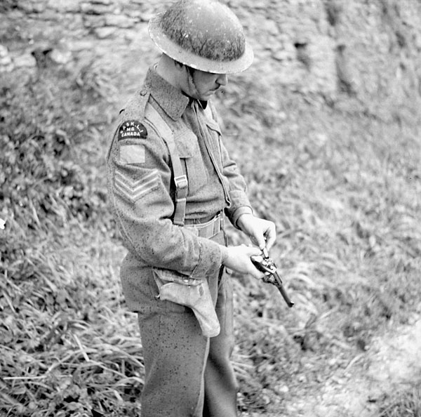 Saskatoon Light Infantry MG - Printed shoulder title - Image 3