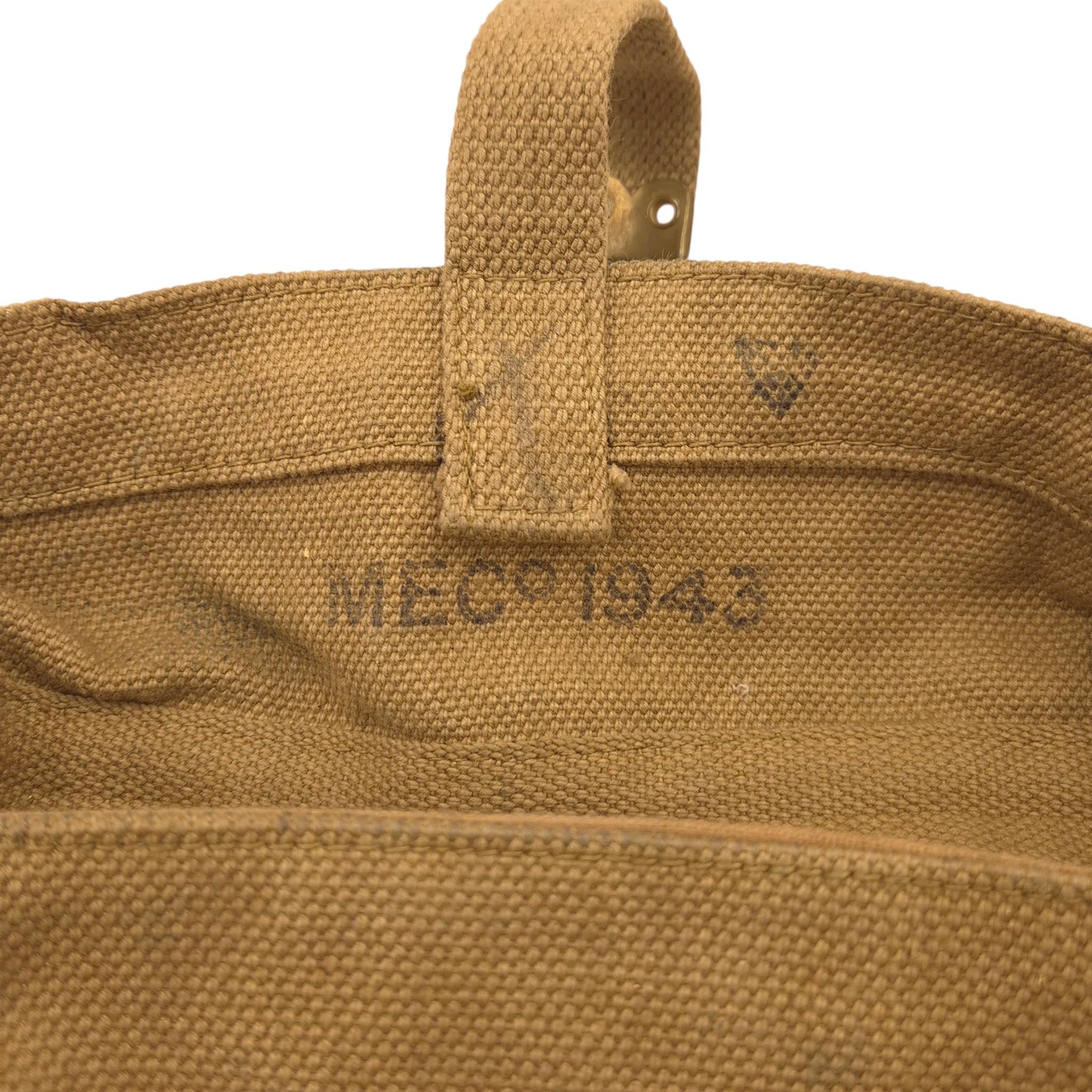 British Web 'Satchel Signals' - MECo 1943 - Image 3