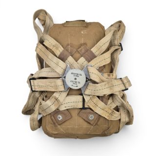 British Type X MkII Troop Parachute – Matching Harness and Outer Pack