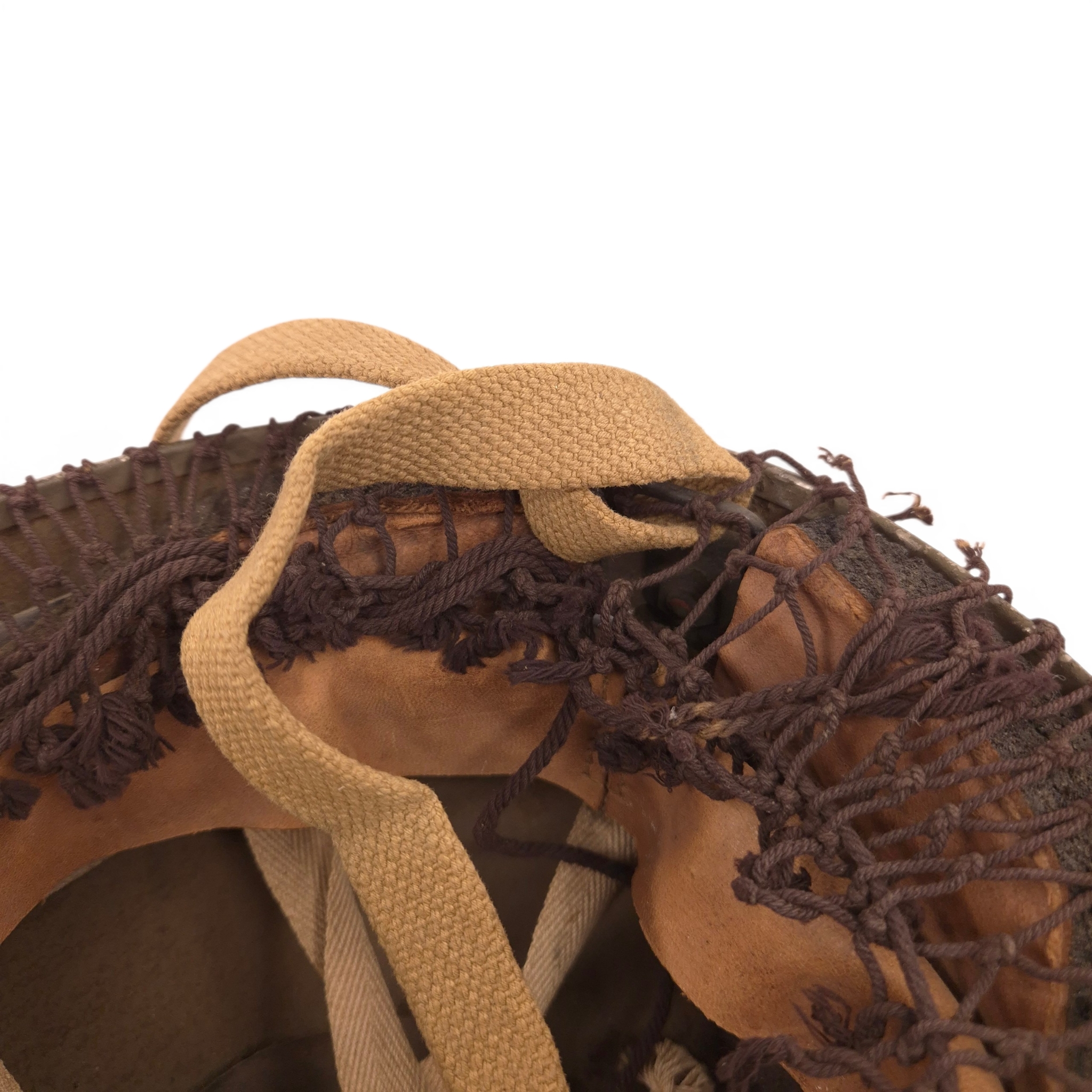 British MkII Paratrooper Helmet - BMB 1943 - Image 17