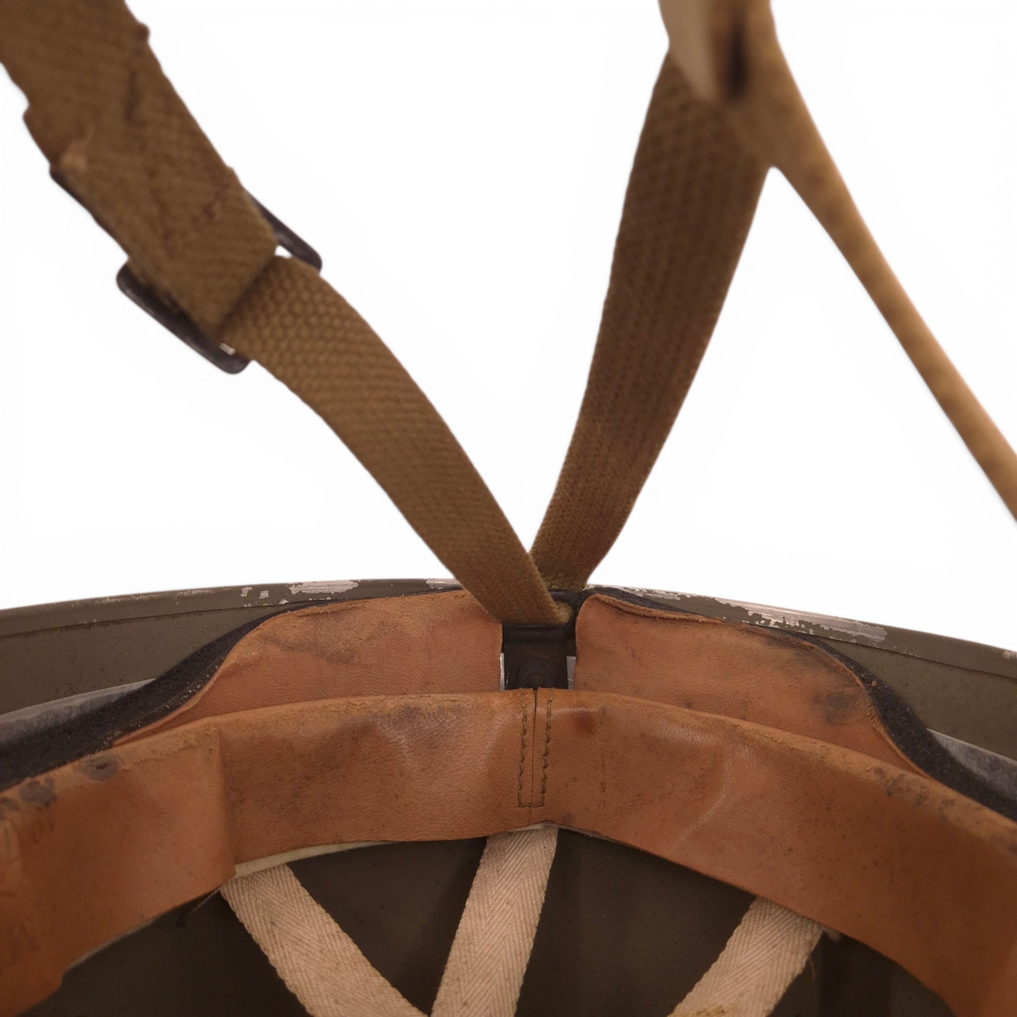 British MkII Paratrooper Helmet - BMB 1943 - Image 9