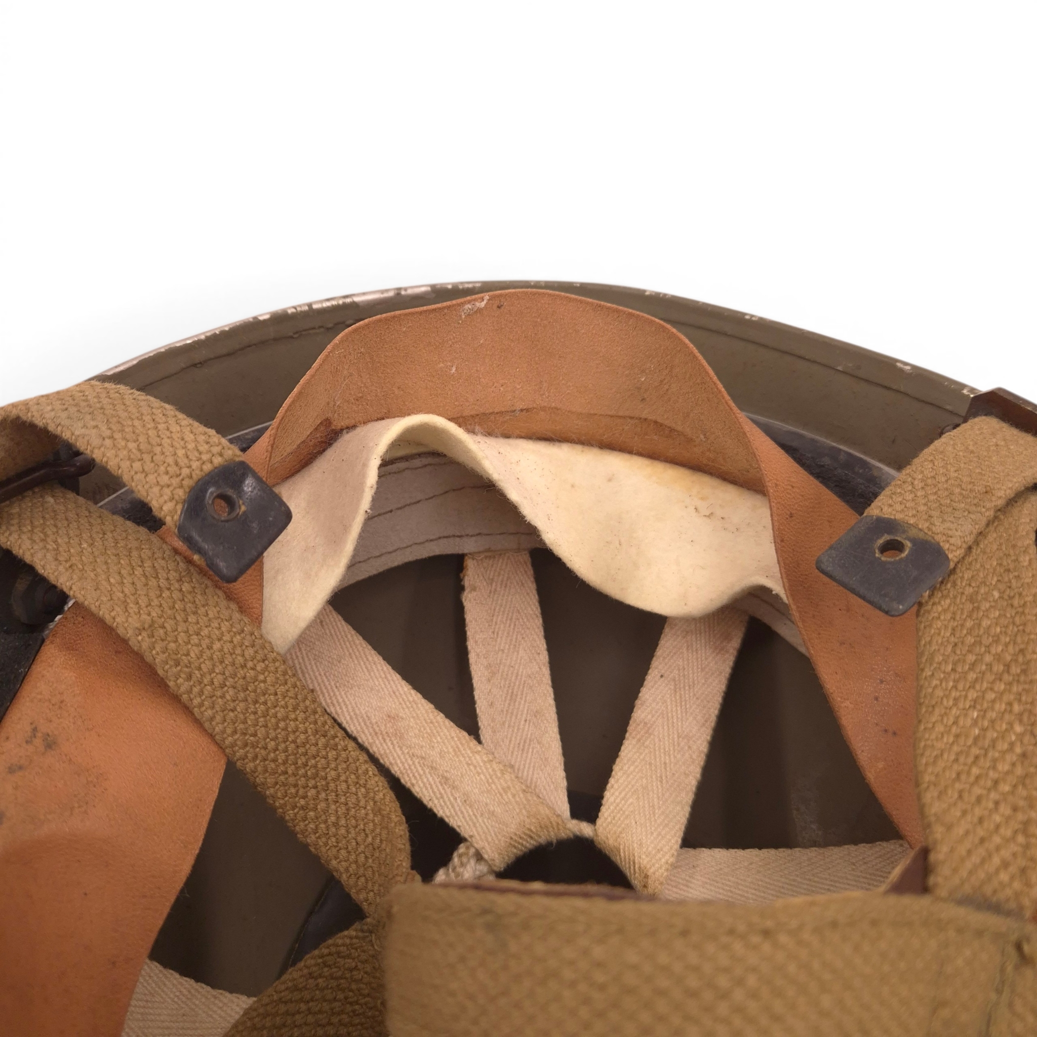 British MkII Paratrooper Helmet - BMB 1943 - Image 12