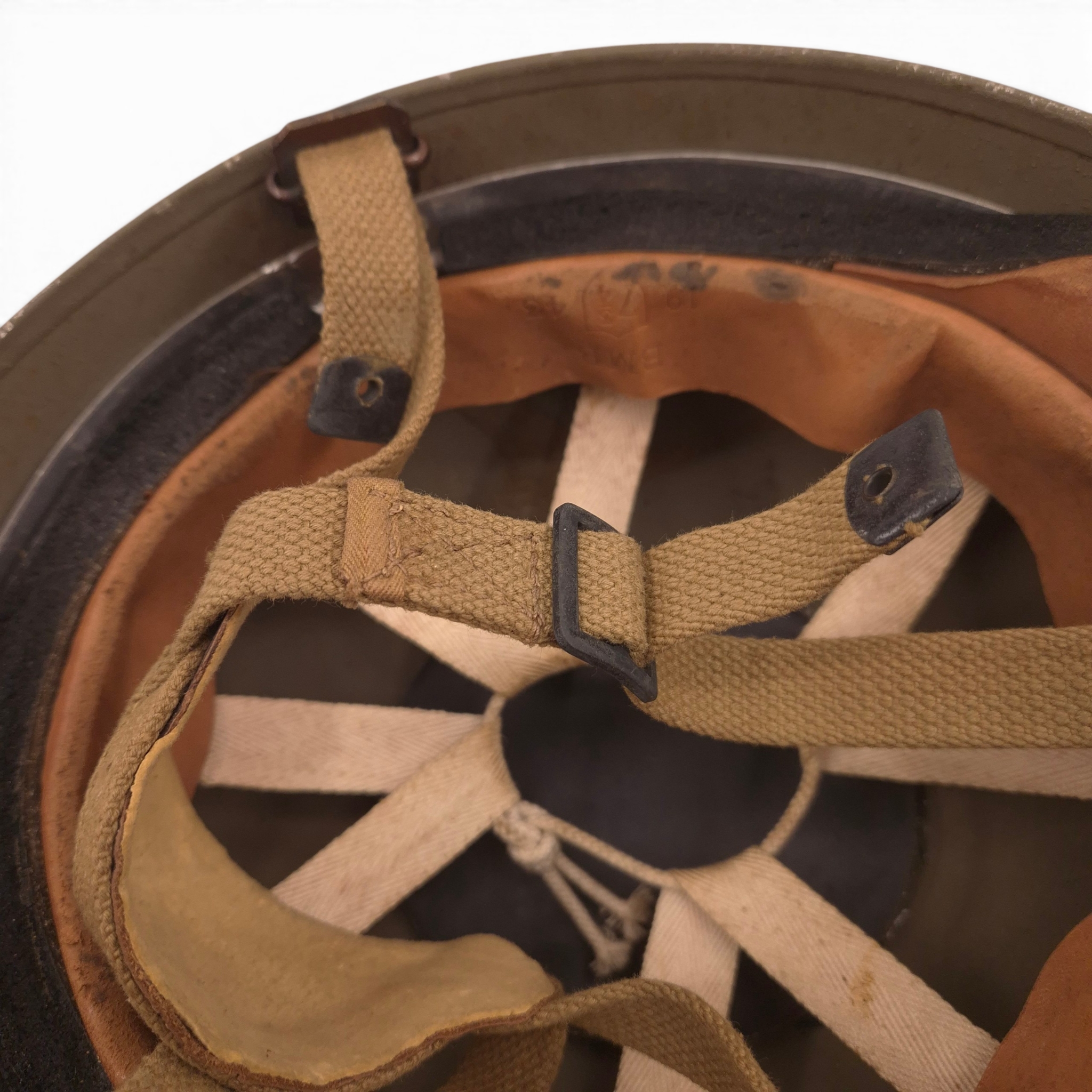 British MkII Paratrooper Helmet - BMB 1943 - Image 14
