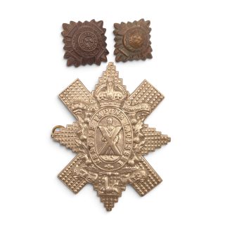 Royal Highland (Black Watch) – Capbadge and brass rank insignia