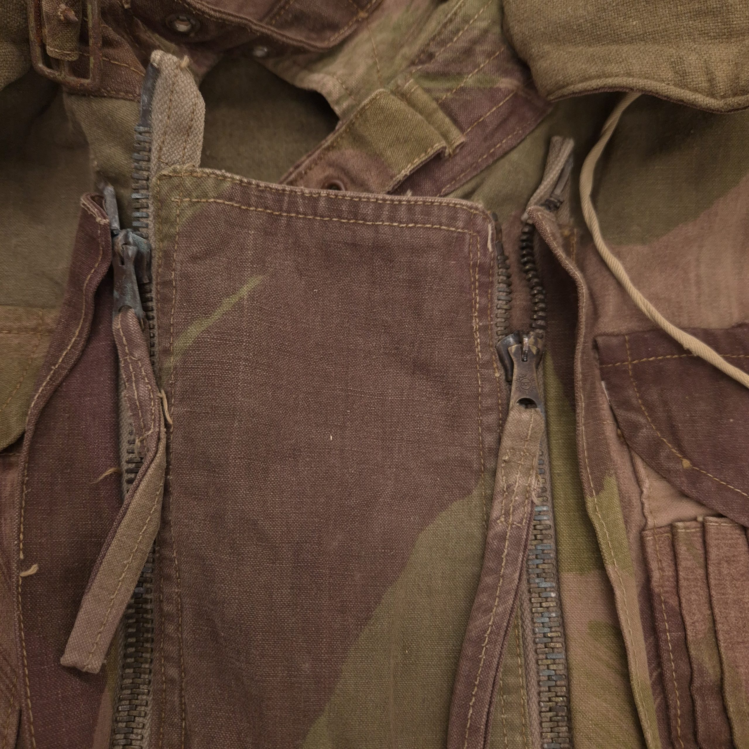 British Camouflage Oversuit Tank Crew - Image 11
