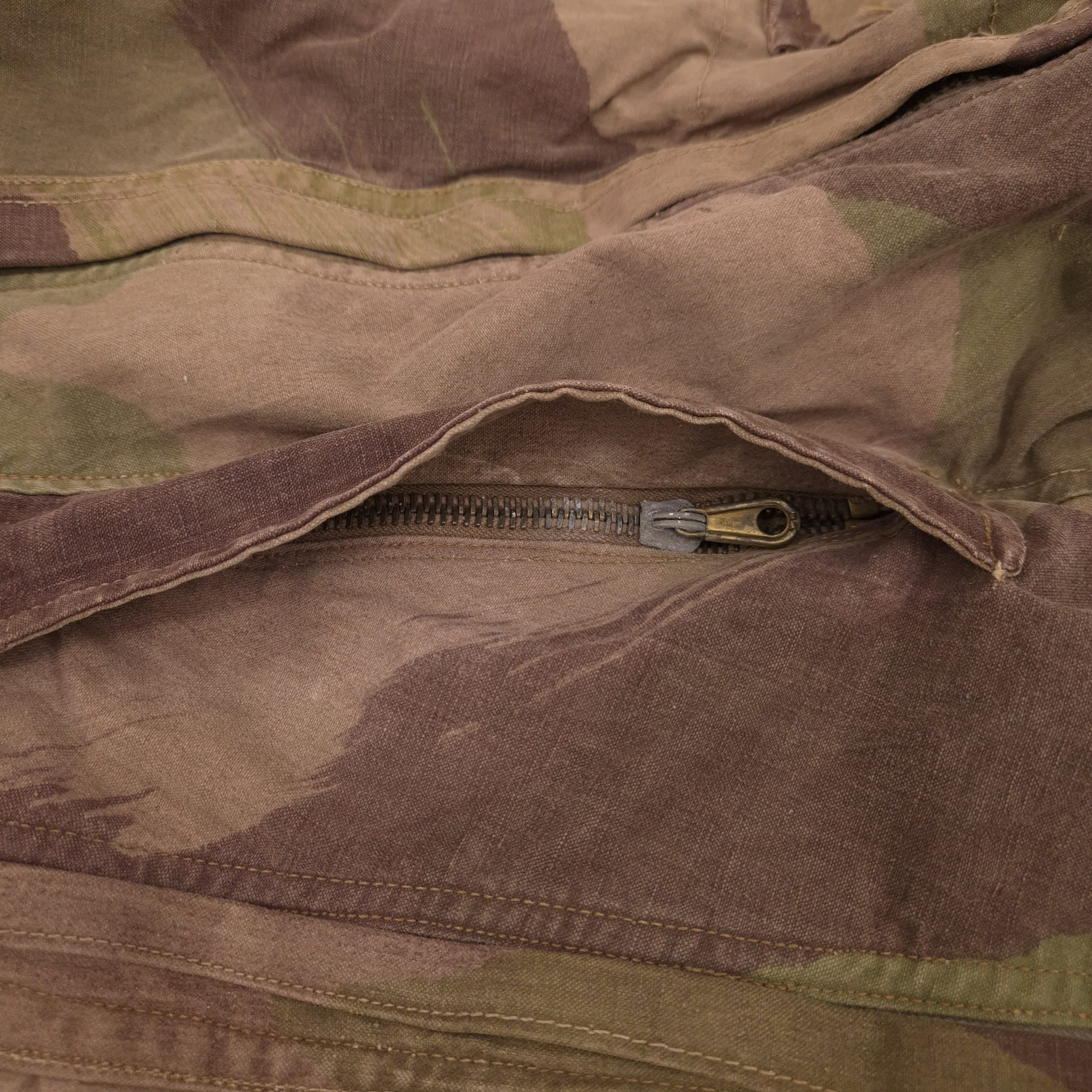 British Camouflage Oversuit Tank Crew - Image 12