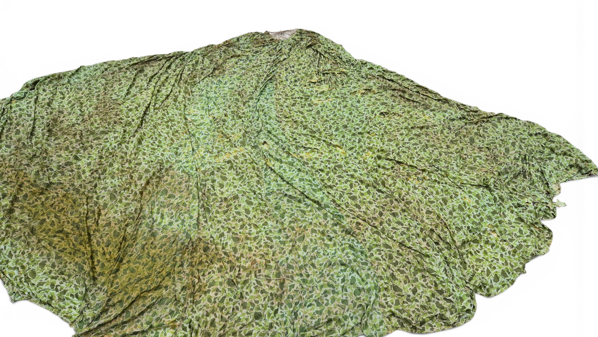 U.S. Camouflaged Parachute - July 1943 - Image 6