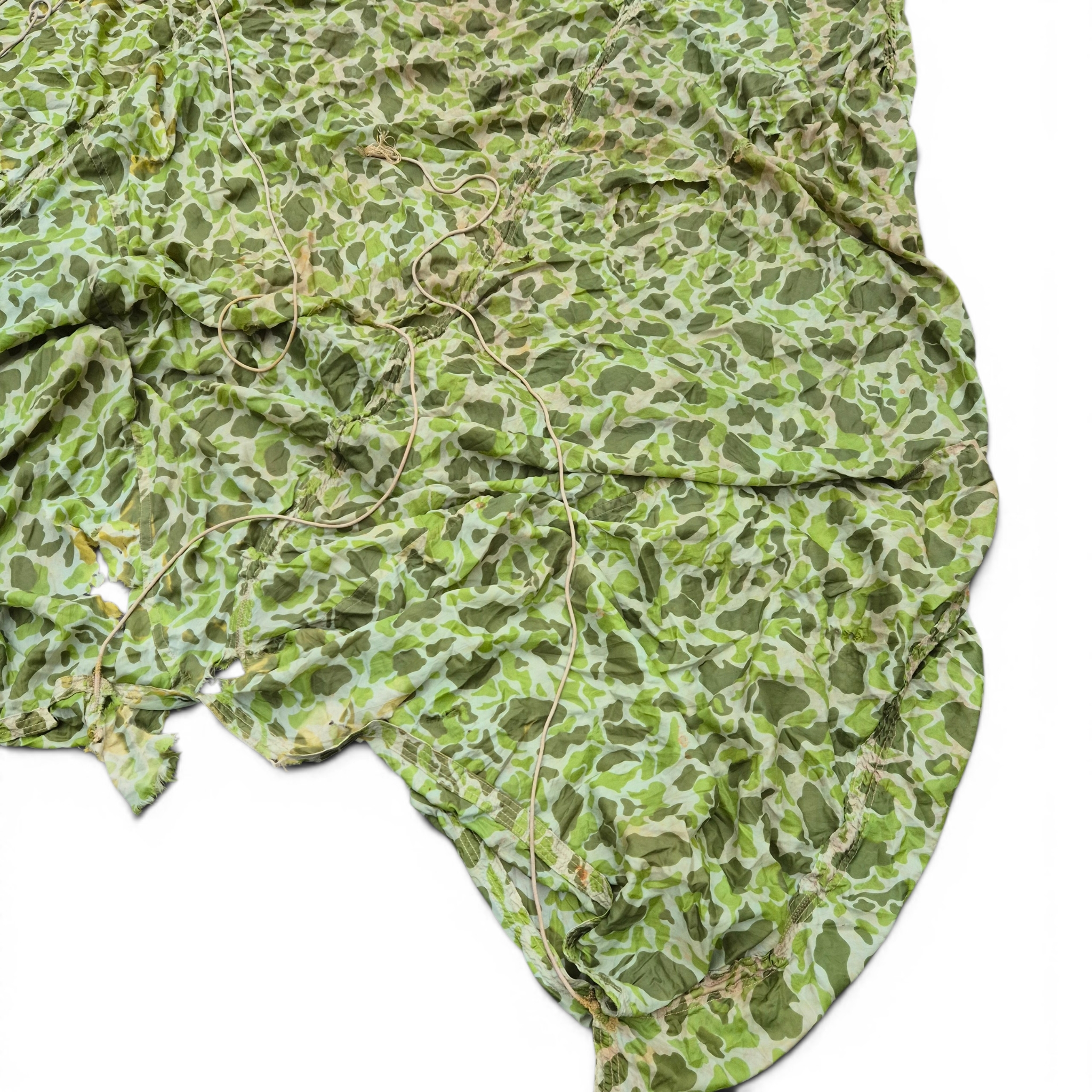 U.S. Camouflaged Parachute - July 1943 - Image 10