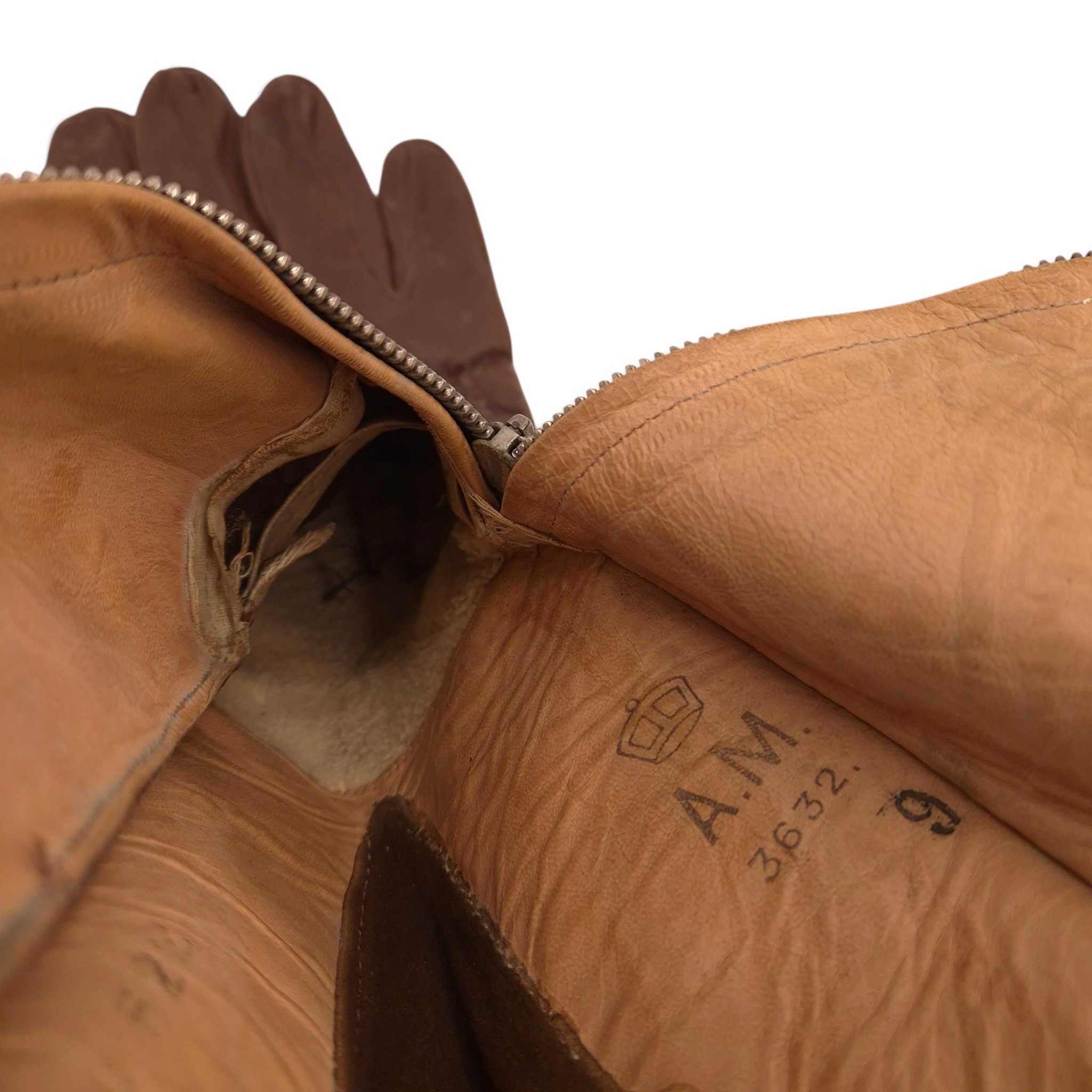 RAF 1941 Pattern Flying Gauntlets - Image 9