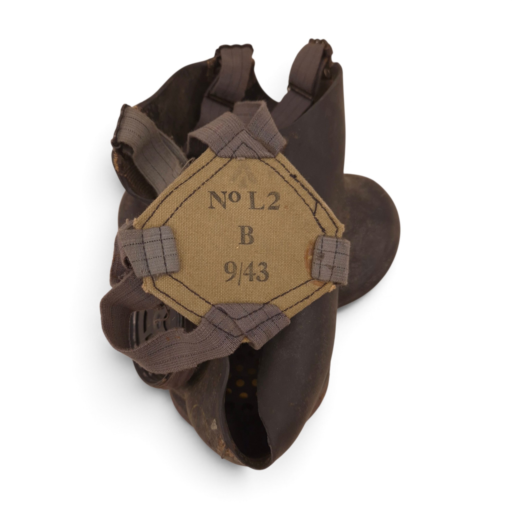 British Light Respirator with bag - 1943 - Image 3