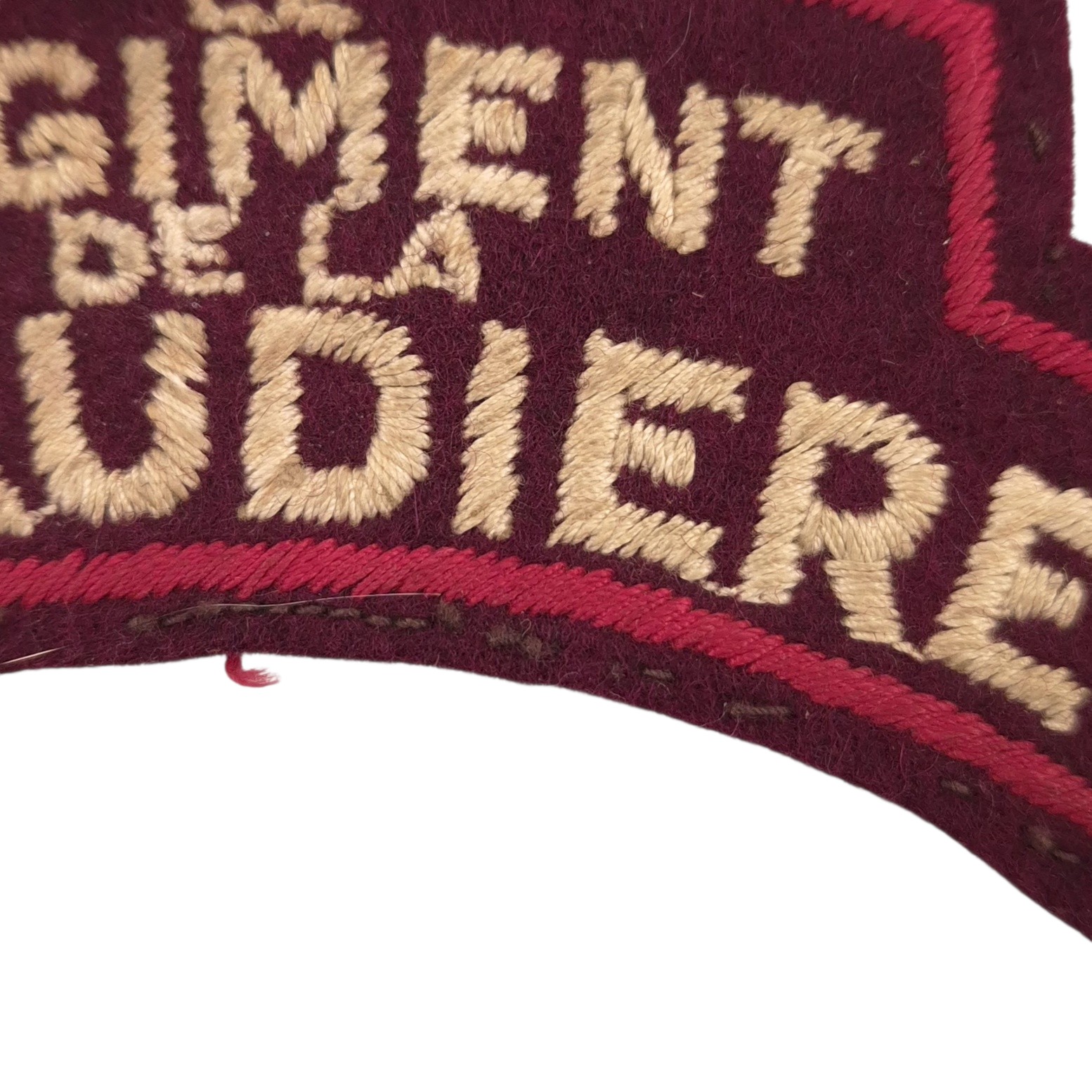 Le Regiment de la Chaudiere - Embroidered shoulder title - Image 2