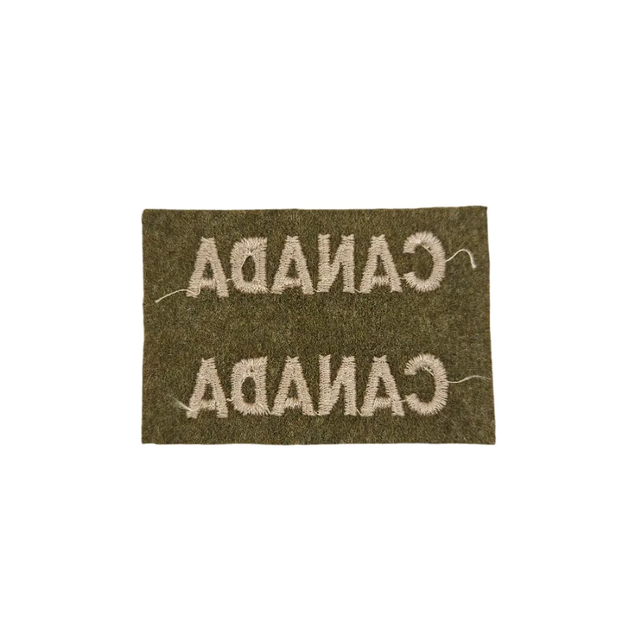 CANADA - Pair of uncut embroidered shoulder titles - Image 2