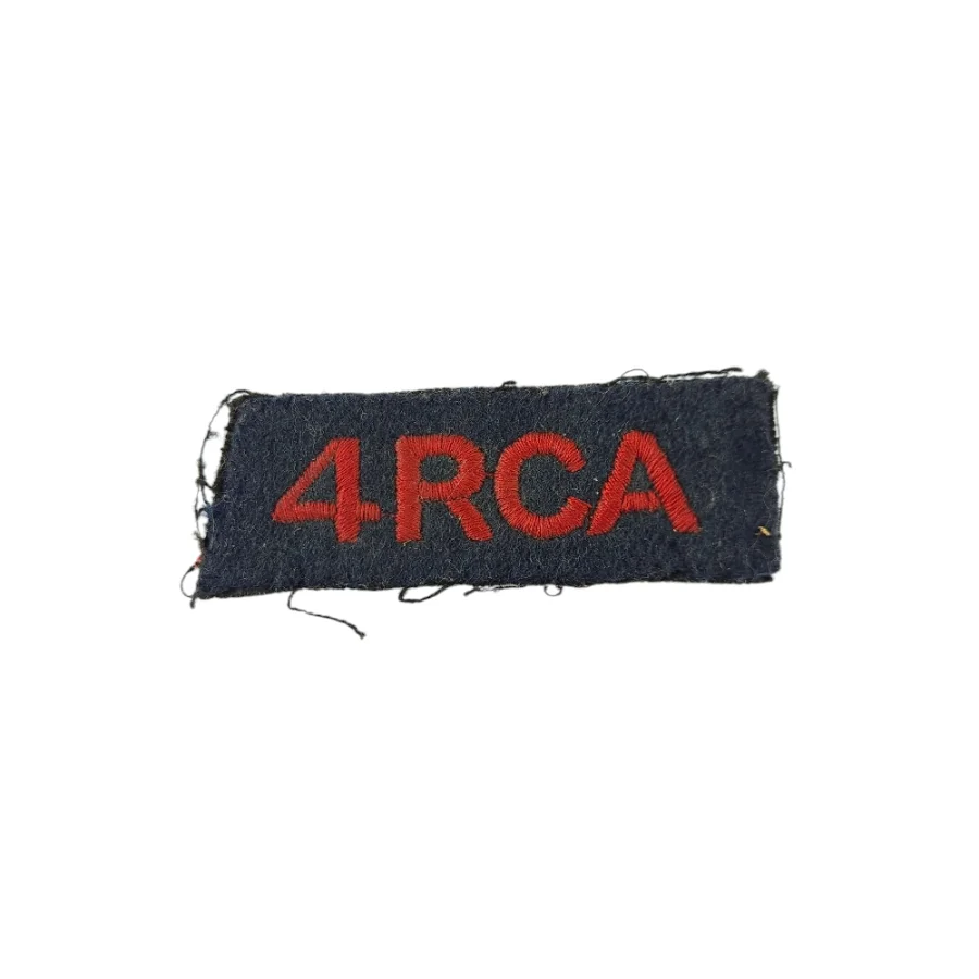 4th Field Regiment RCA - Embroidered shoulder title