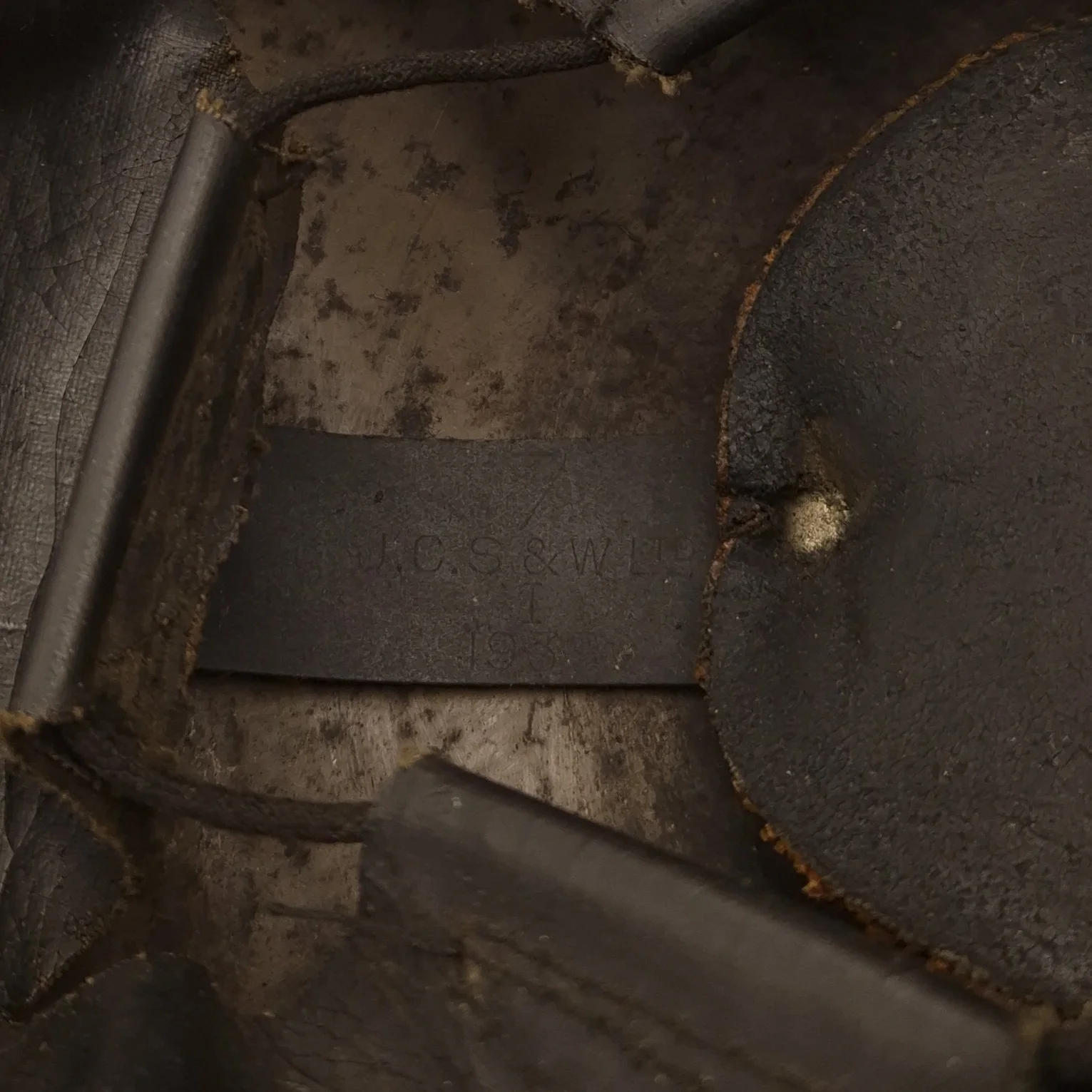 Gloucestershire Regiment - Helmet F&L 1940 - Image 8