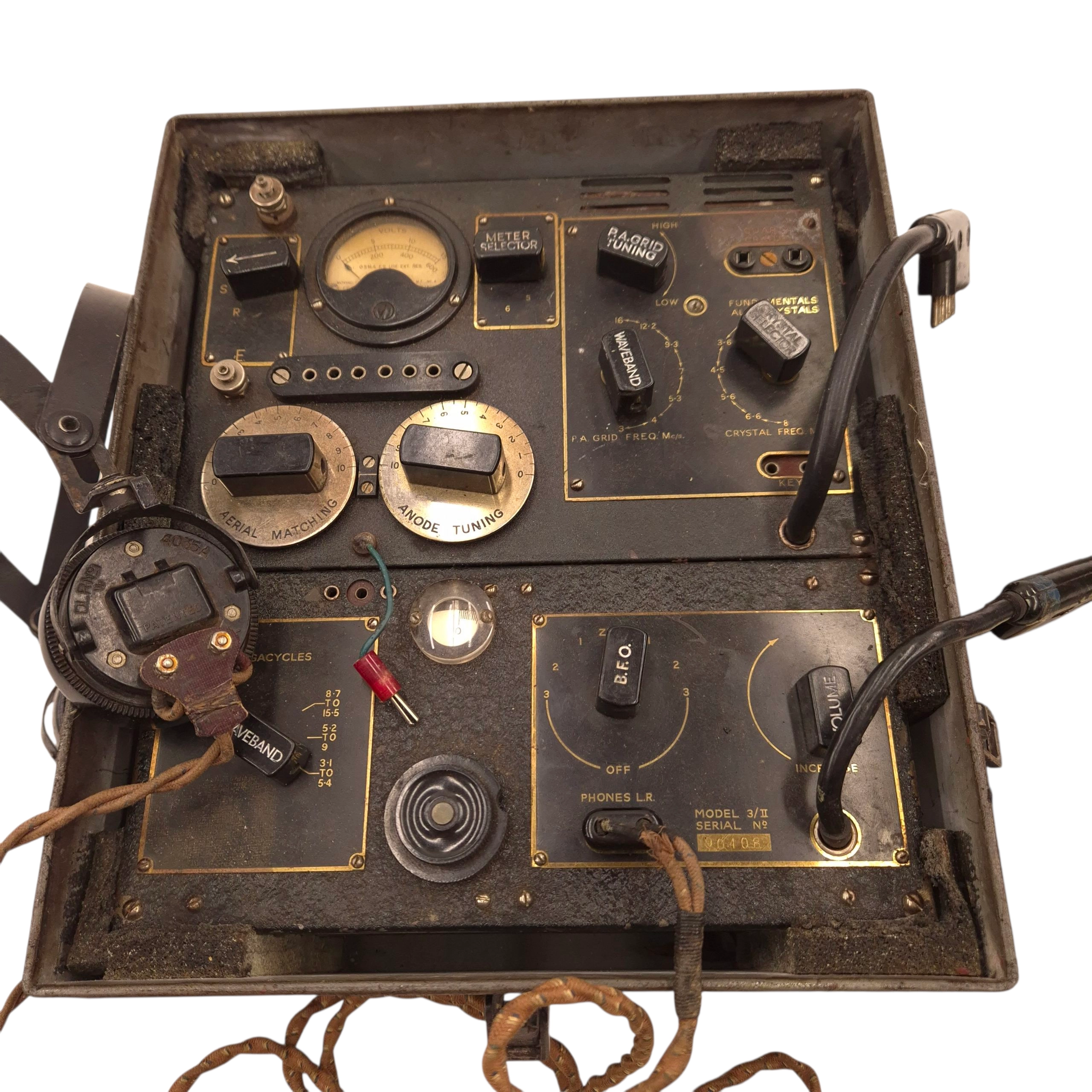 Type 3 MkII Clandestine Transceiver (B2) in Drop Containers - Image 3