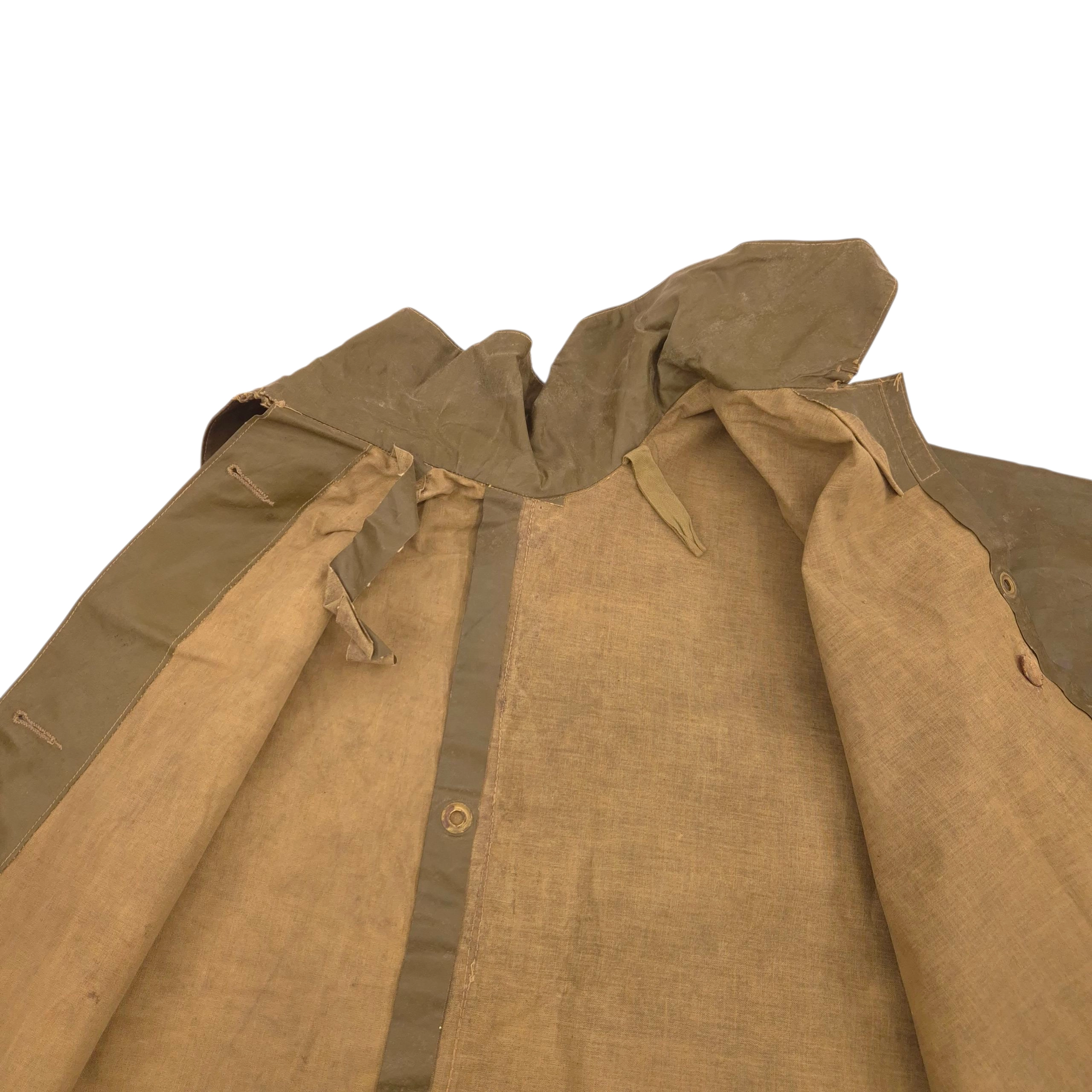 Fusiliers de Mont-Royal (D-64208) - Canadian Raincape / Poncho 1942 - Image 9