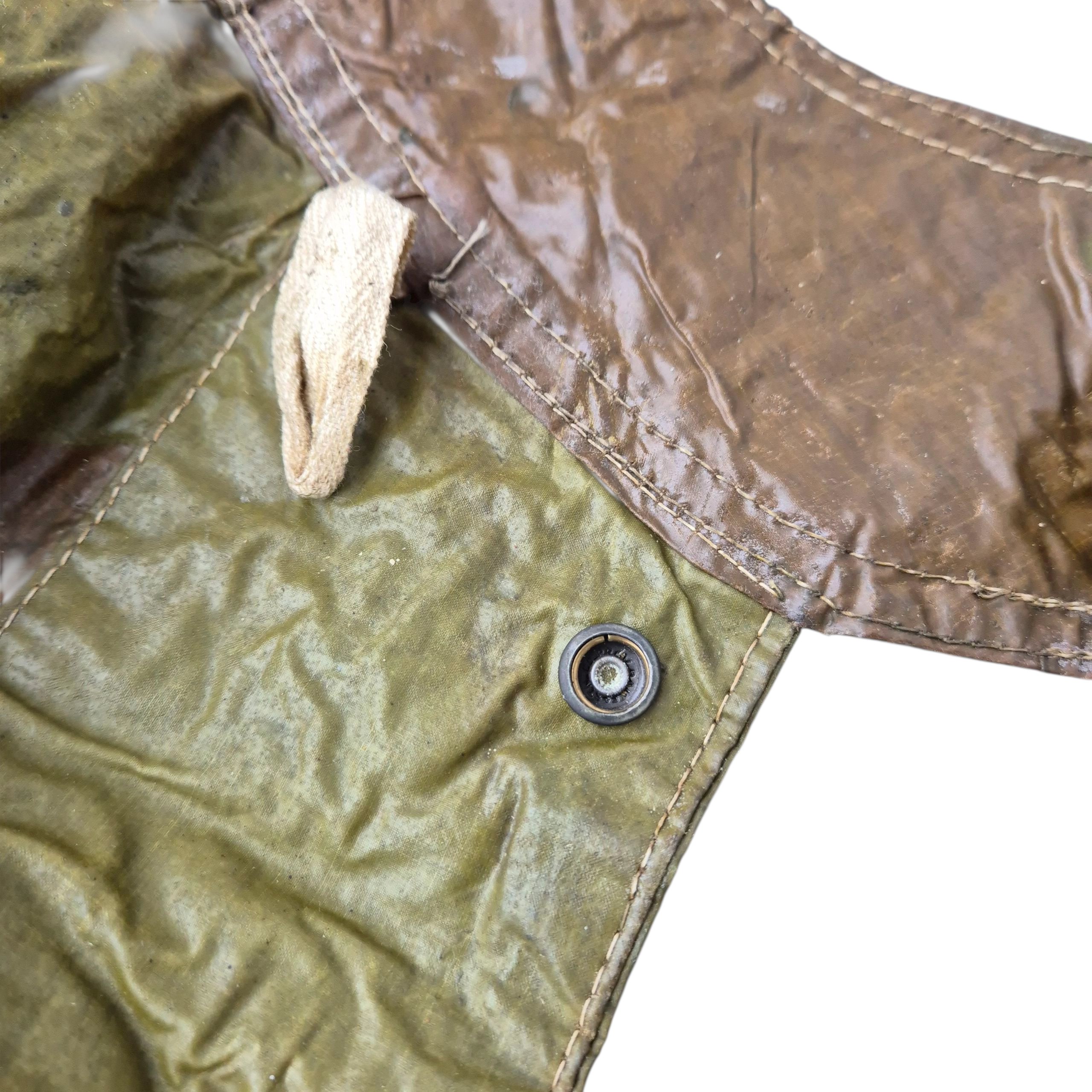 1942 Dated Canadian Anti-Gas Cape - Image 11