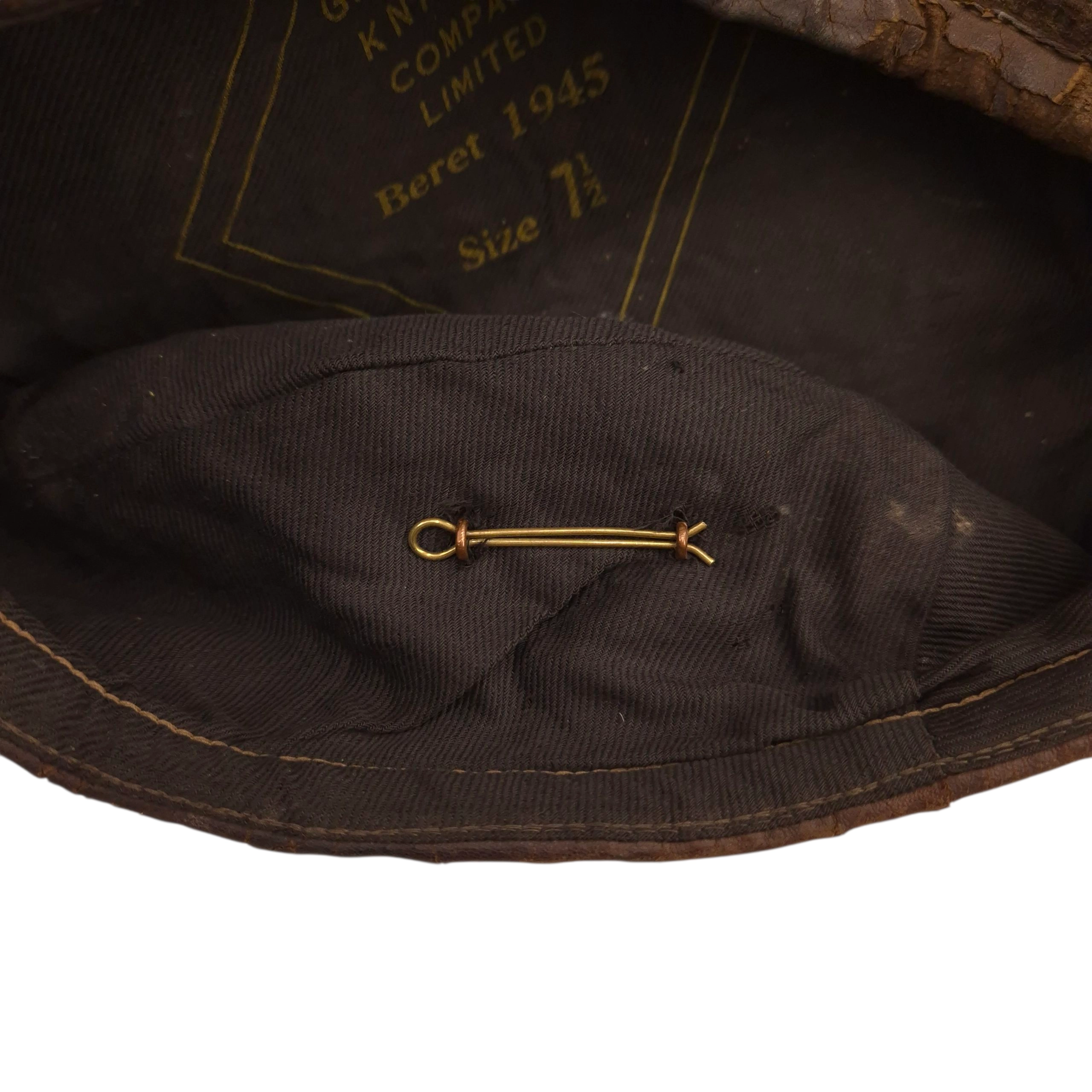 Queen's Own Rifles of Canada - Beret 1945 - Image 9