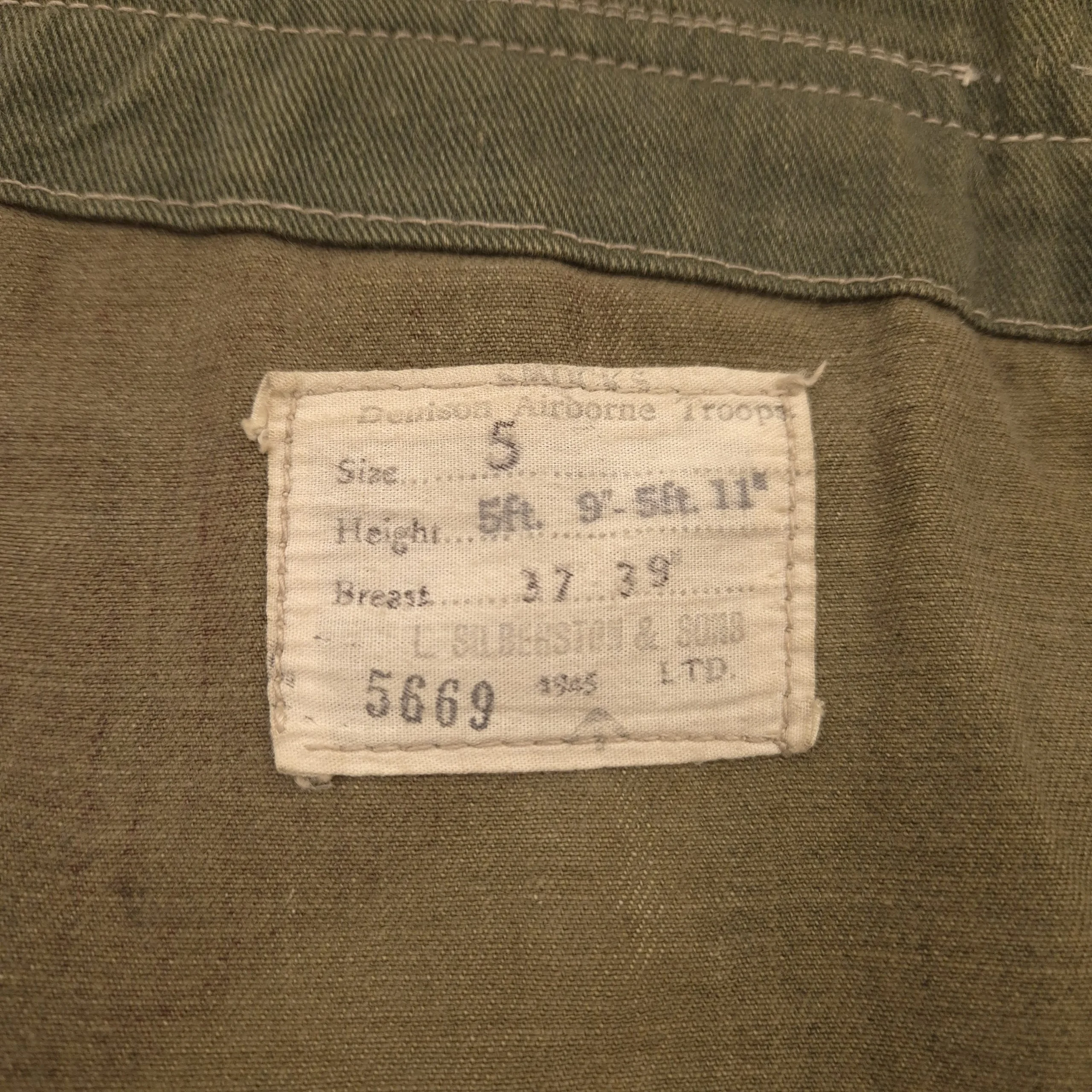 British (Airborne) Denison Smock - Date 1945 - Image 4