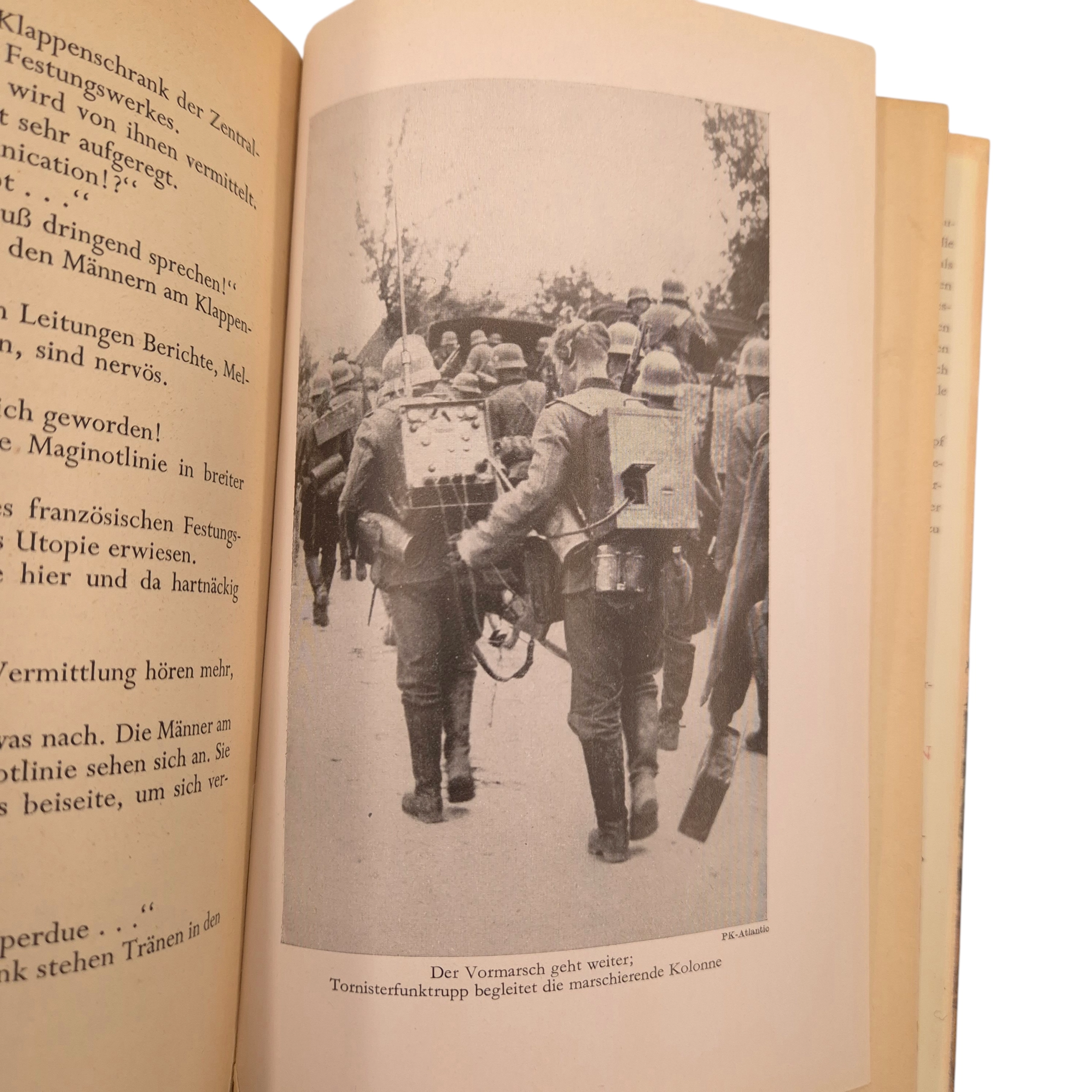 German Book 'Funker am Feind Signals' (1941) - Image 14