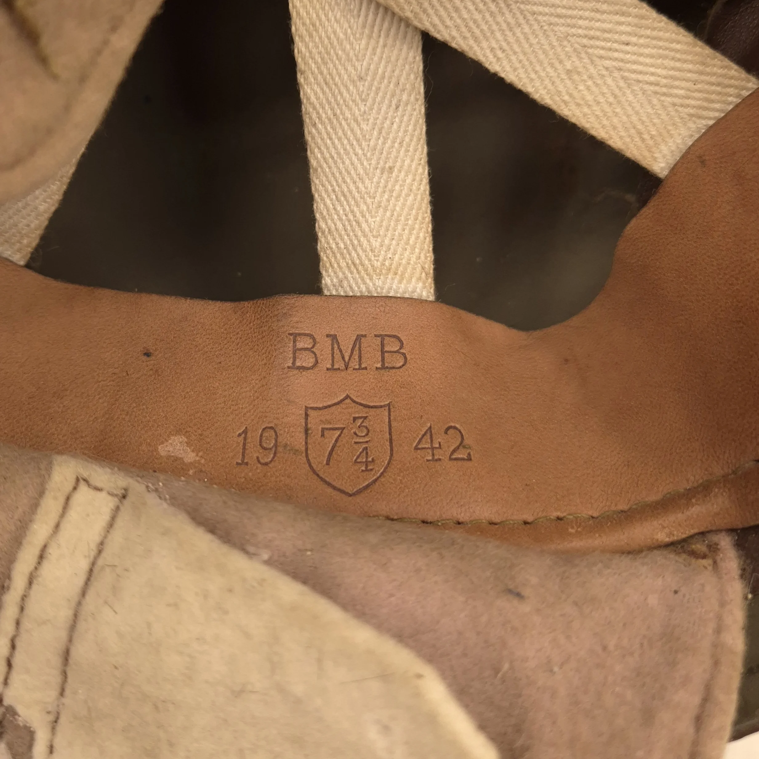 British Motorcyclists’ “Dispatch Rider” helmet - 1942 - Image 5