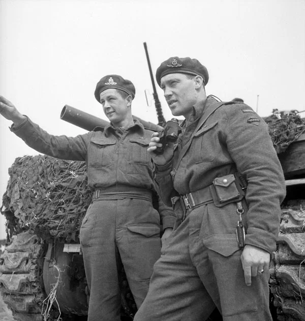 British P37 Compass Pouch - Bagcraft 1942 - Image 4