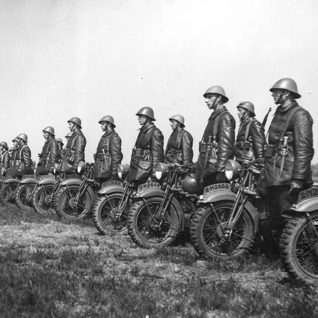 Dutch Motorcyclist’s Leather Jacket - 1939 - Image 10
