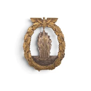 Kriegsmarine Minesweeper Badge – Schwerin, Berlin.